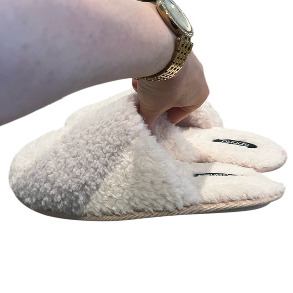 Sporto Pink Susie Faux Shearling Slippers - Picture 13 of 15